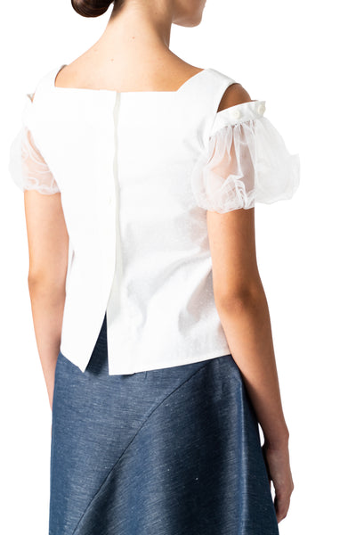 White short sleeve top