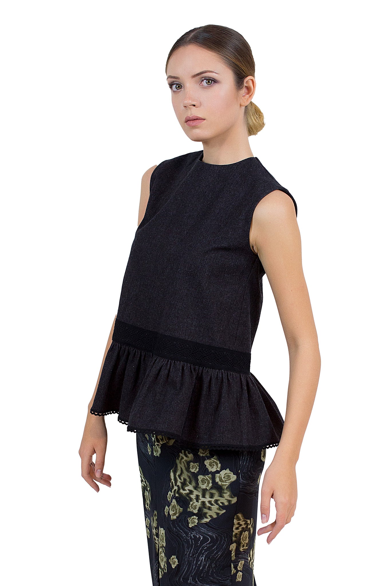 Sleeveless Ruffled Top